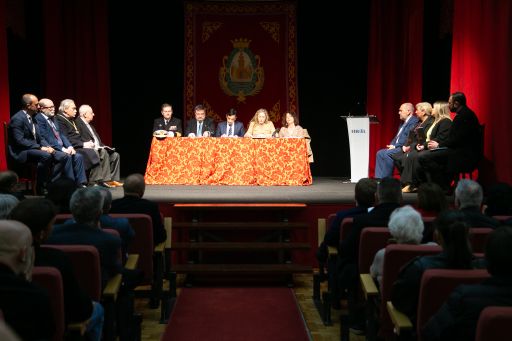 A Deputación da Coruña destaca o seu apoio á Semana Santa de Ferrol na presentación da revista Ecce Homo e do procesionario de 2025