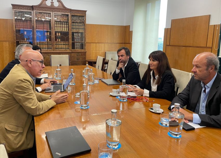 Regueira visita a Cámara de Matosinhos para abordar posibles alianzas no eido da promoción turística e gastronómica