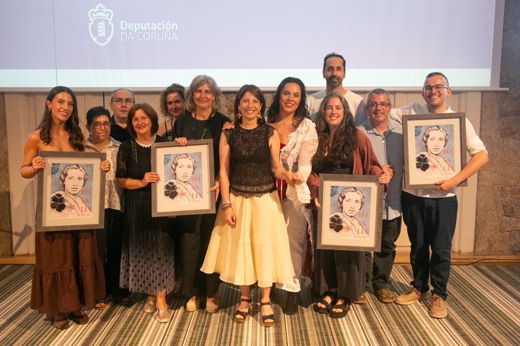Carlos Callón, CTNL, A Gramola Gominola e Vitamina G reciben os XVII Premios Rosalía de Castro de Lingua da Deputación