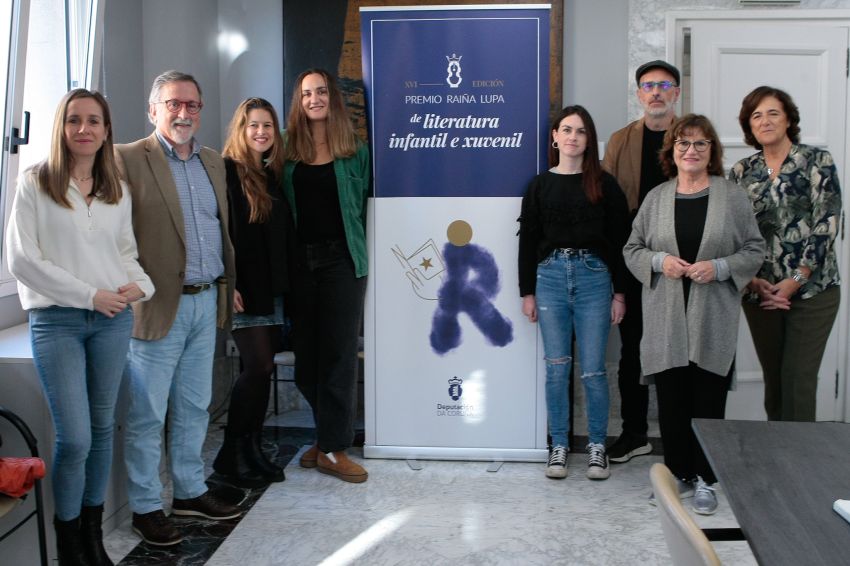 Lois Pérez gaña o Premio Raíña Lupa de literatura infantil e xuvenil da Deputación