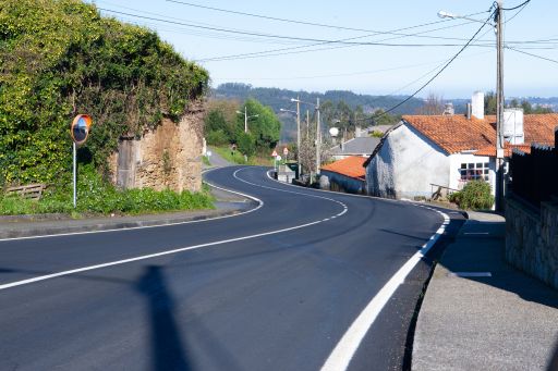 A Deputación remata as obras de mellora dos tres primeiros quilómetros da estrada DP-0106, entre Abegondo e Carral