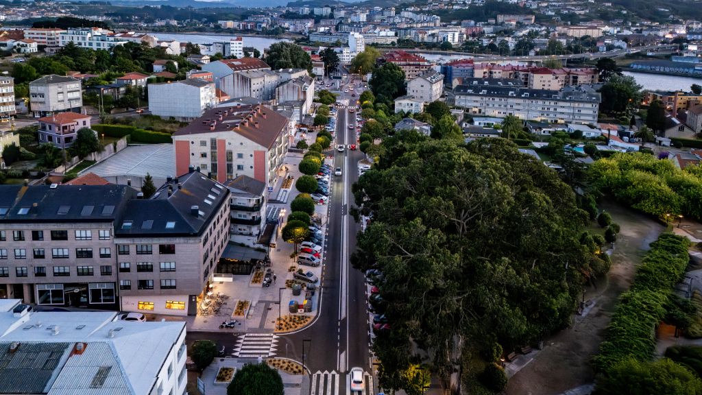 A Deputación traspasa ao Concello de Oleiros 2,8 quilómetros de estradas provinciais situadas en tramos urbanos do municipio