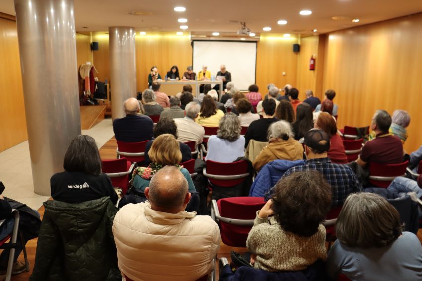 Xosé Penas destaca nunha mesa redonda sobre o patrimonio o esforzo orzamentario da Deputación, vinte veces superior ao da Xunta de Galiza