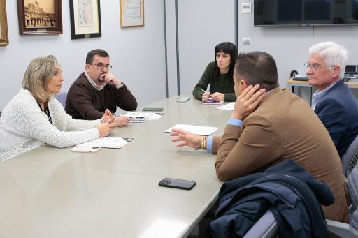 A Deputación recibe ao novo equipo de dirección da Asamblea provincial da Cruz Vermella na Coruña