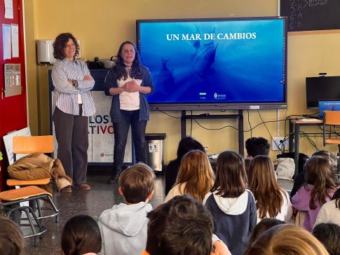 A Deputación leva a Oleiros unha xornada educativa para fomentar o coidado dos océanos entre a mocidade