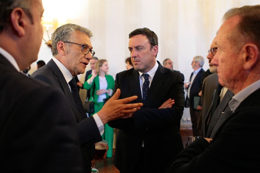 Formoso asistiu á clausura da Asamblea Xeral da CEG