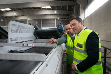 A Deputación da Coruña visita a comunidade de montes de Baroña e o seu centro de transformación