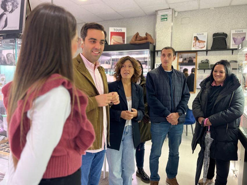 O programa MercaNaVila dinamiza o comercio local de Oroso