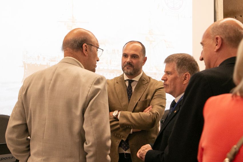 A Deputación da Coruña e o Club de Prensa de Ferrol presentan o novo caderno de FerrolAnálisis sobre a relación histórica entre Ferrol e a Armada en 1898