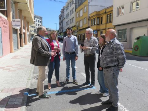 A deputada de Vías e Obras e o alcalde da Laracha estudan as actuacións prioritarias a relizar nas estradas da Deputación no municipio
