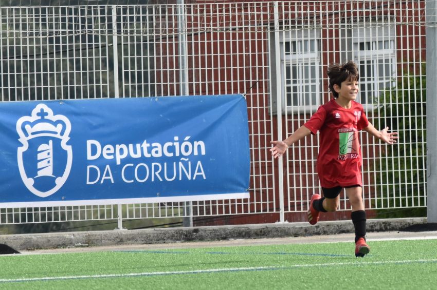 O RC Deportivo gaña o primeiro Trofeo Alevín de fútbol 8 da Deputación da Coruña