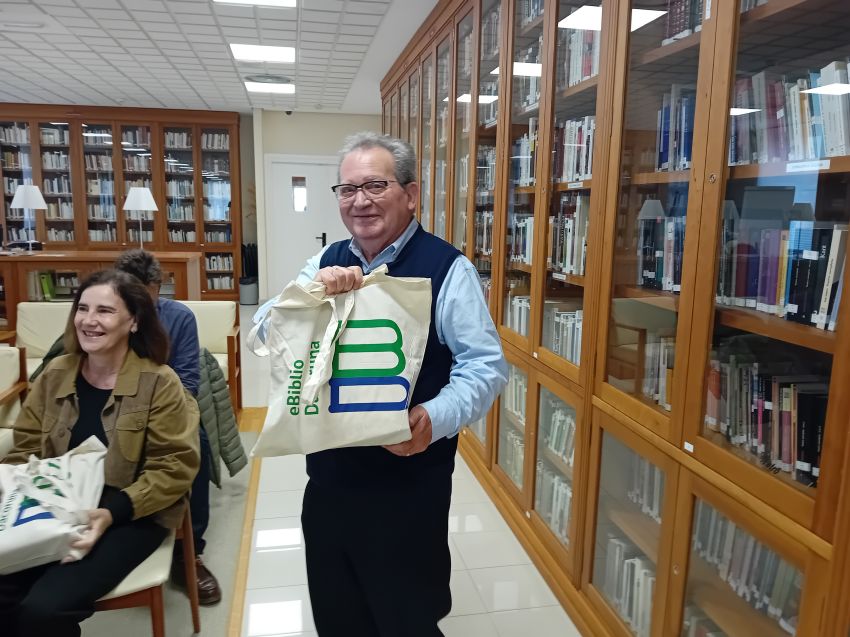 A Biblioteca da Deputación da Coruña cumpre 30 anos en Riego de Agua