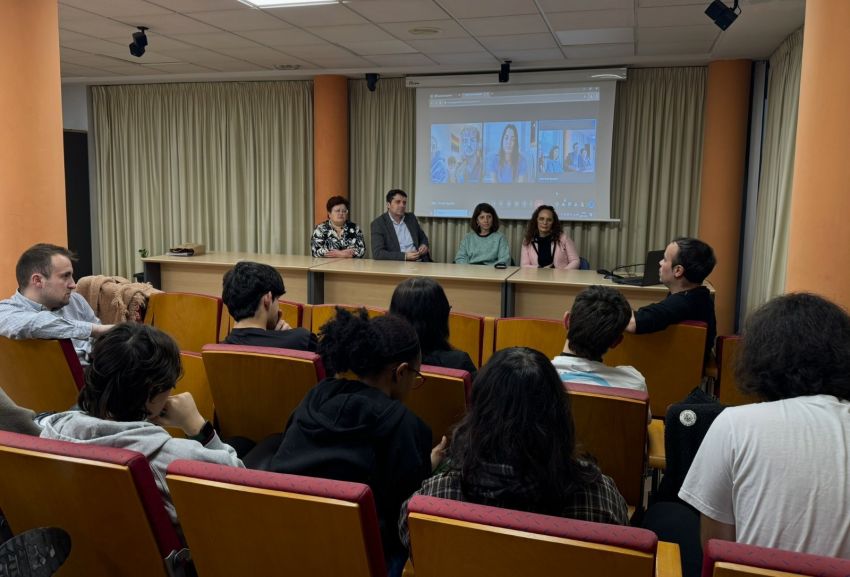 A deputada Soledad Agra visita Boiro para coñecer as principais liñas de traballo en materia de igualdade