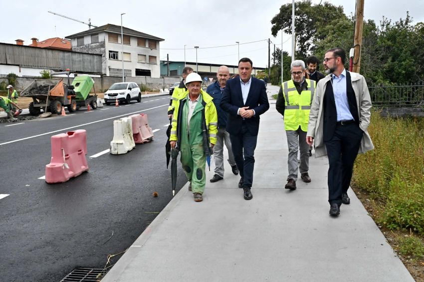 A Deputación remata as obras de mellora da seguridade viaria na travesía urbana de San Xoán de Filgueira a Catabois, en Ferrol