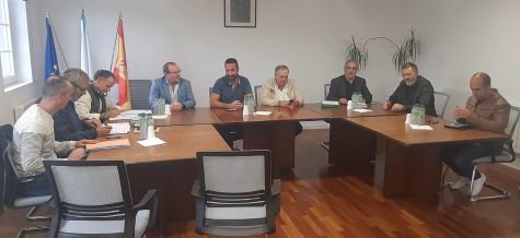 A Deputación e os concellos de Compostela Rupestre reúnense para continuar avanzando no proxecto arqueolóxico