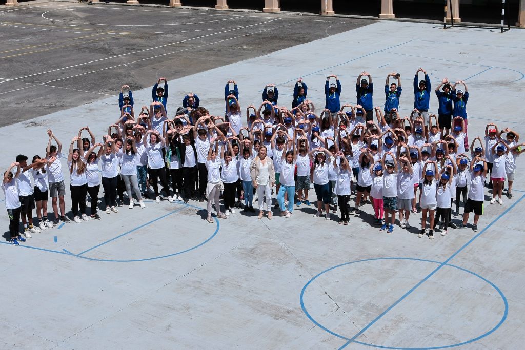 Cincocentos nenos e nenas da provincia participan este verán nos campamentos deportivos da Deputación