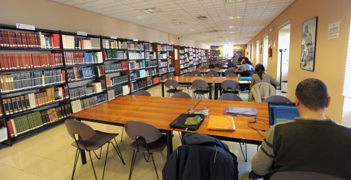 A Biblioteca da Deputación celebra o Día do Libro coa presentación de “Os libros durmidos”, unha obra sobre a súa historia e os seus fondos