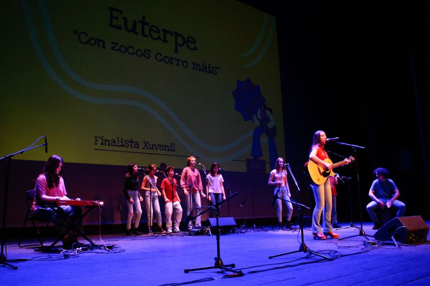 O grupo “O ritmo dos soños” de Caión e o dúo “Temos terras” de Santiago e Teo, gañan o VI Concurso Quero Cantar