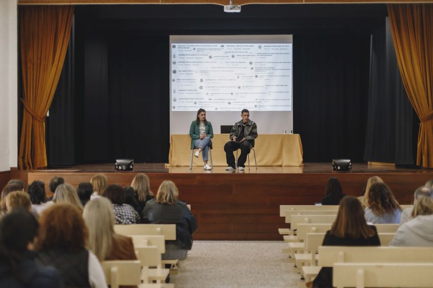 Máis de 500 estudantes, familias e docentes participaron nas xornadas sobre ciberacoso promovidas pola Deputación da Coruña en institutos de Ferrolterra