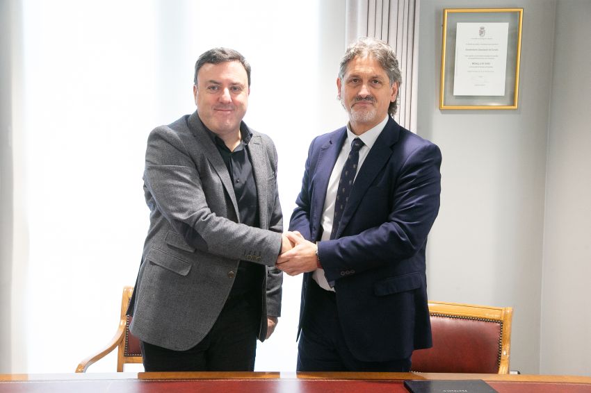 A Deputación achega máis de 300.000 euros para a renovación do muro de San Roque de Ortigueira