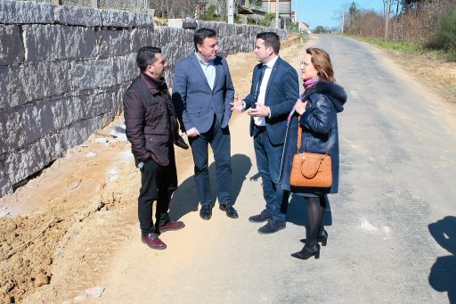 A Deputación da Coruña retoma as obras de ampliación e mellora da estrada de Cespón a Vidres, en Boiro, cun investimento de preto de 1,3 millóns de euros