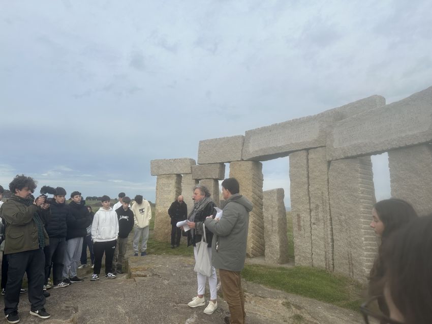 A área de dereitos civís da Deputación organiza en colaboración coa CRMH da Coruña e o IES Adormideras un roteiro da memoria