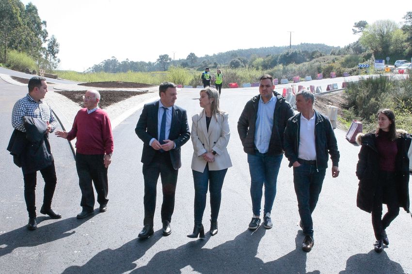 A nova glorieta de acceso ao Parador da Costa da Morte, en Muxía, estará operativa para a Semana Santa