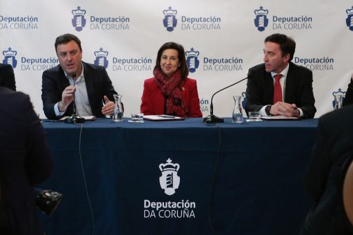 Valentín González Formoso e Margarita Robles destacan as oportunidades de futuro para o sector naval en Ferrolterra