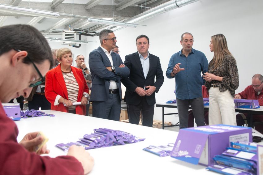 A Deputación apoiou con 33.200 euros o equipamento do centro de día de ASPABER en Carballo