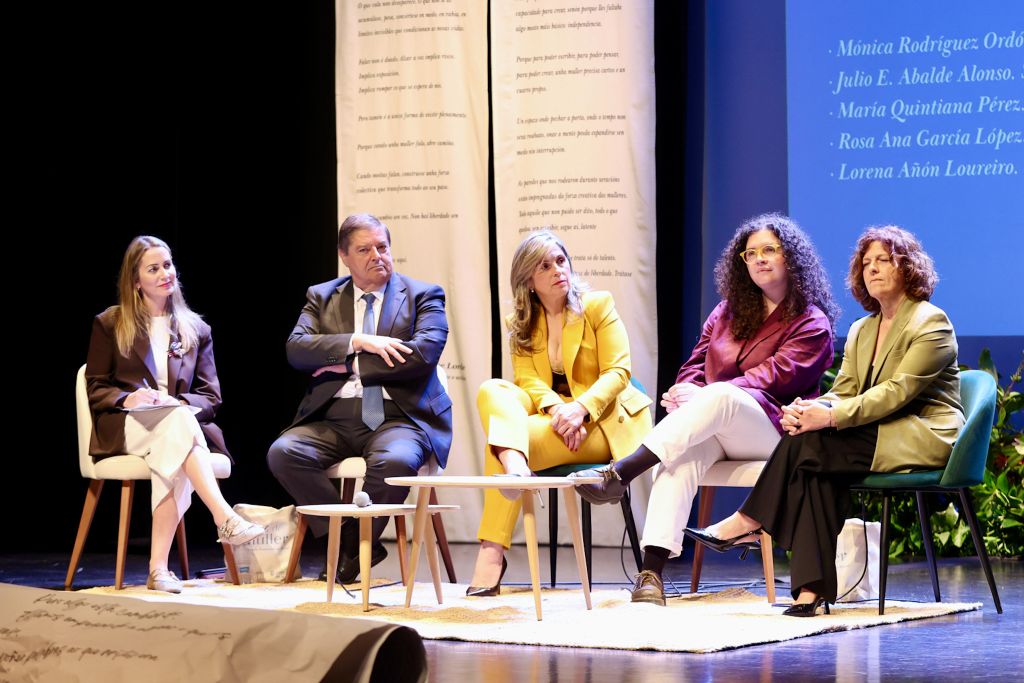 O Concello de Vimianzo e a Deputación da Coruña reivindican o liderado das mulleres do rural