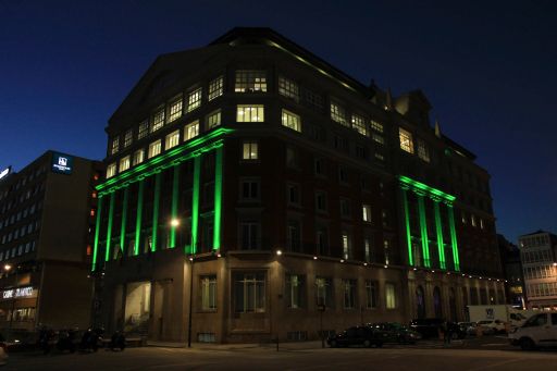 A Deputación da Coruña súmase á campaña #LuzPolaELA iluminándose de verde no Día Mundial da Esclerose Lateral Amiotrófica