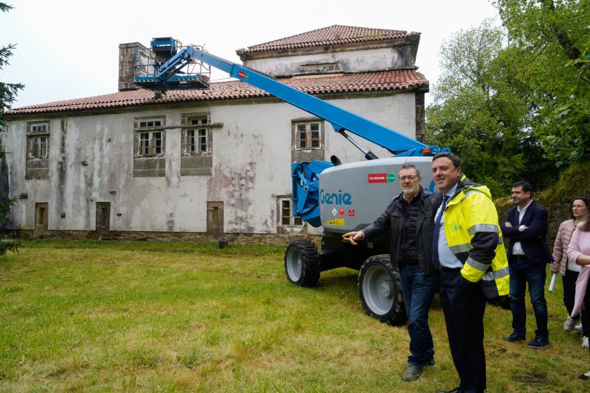 A Deputación avanza na mellora da seguridade  peonil coa construción de dúas novas sendas en Cabana de Bergantiños e Zas