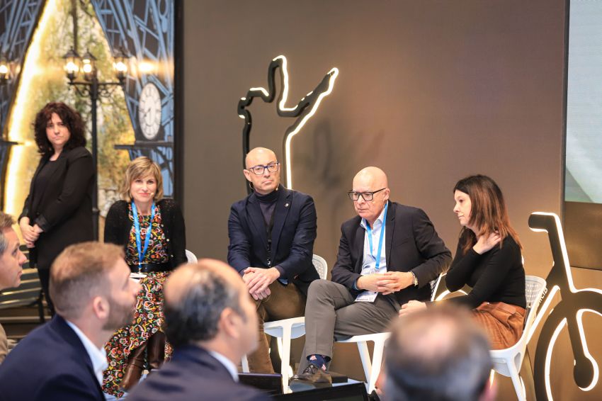 A Deputación leva a Fitur ‘Os Fogóns do Anllóns’ co obxectivo de posicionalo como destino gastronómico diferenciado