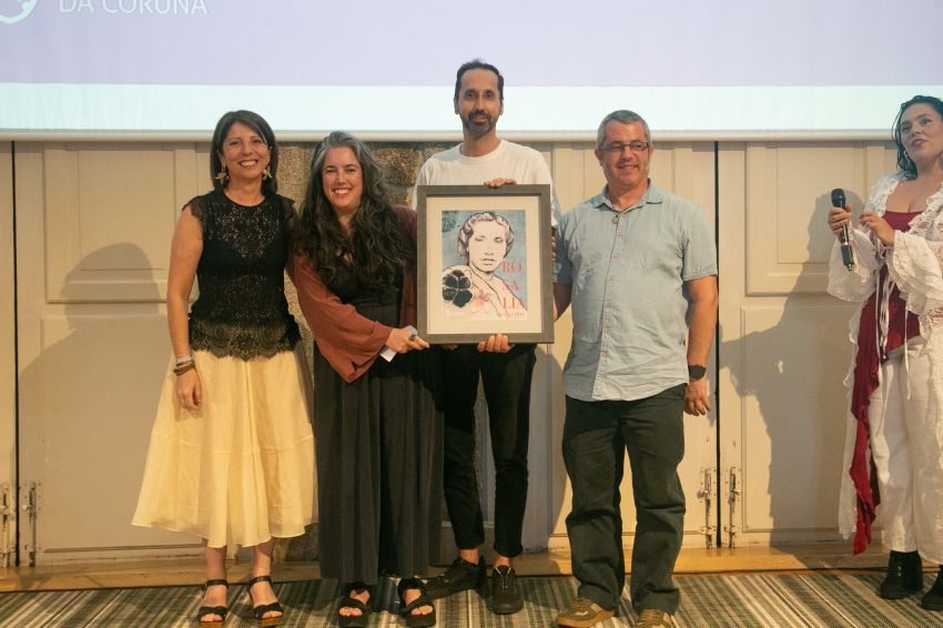 Carlos Callón, CTNL, A Gramola Gominola e Vitamina G reciben os XVII Premios Rosalía de Castro de Lingua da Deputación