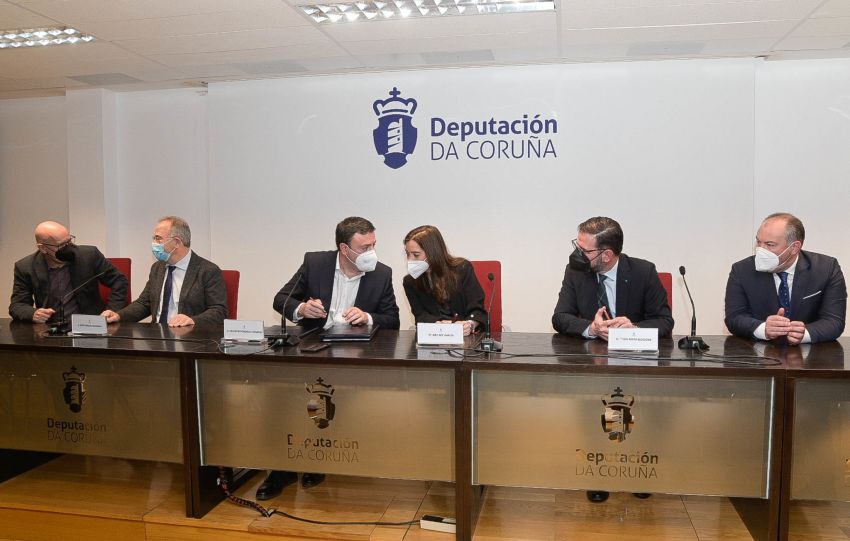A Deputación reforza con 3 millóns de euros os plans de axudas á hostalaría e comercio local das cidades da Coruña, Ferrol e Santiago