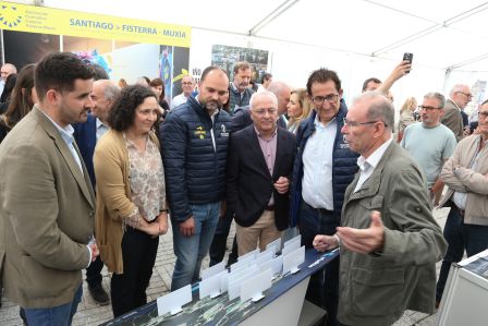 Regueira defende o valor económico do surf na presentación do Cabreiroá Junior Pro Razo